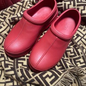 UGG  Tasman X  Vibrant Red Slip-On clogs / Shoes
